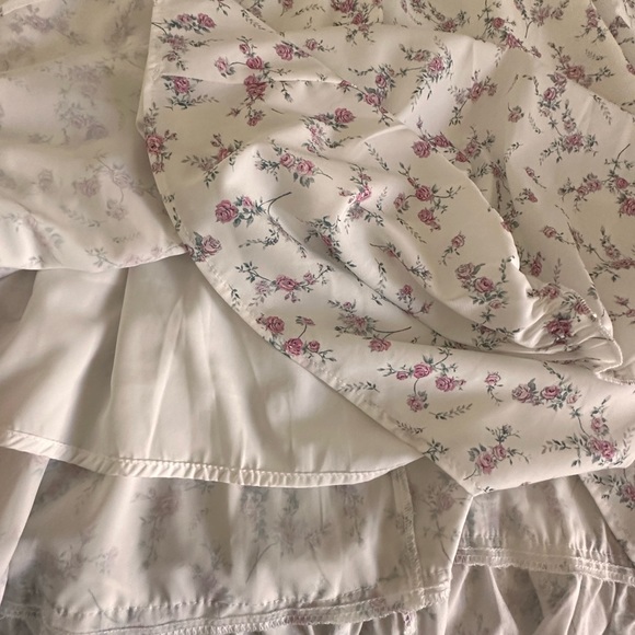 Tie Strap Floral Dress Square Neck A Line Smocked Maxi Dress - Picture 5 of 5